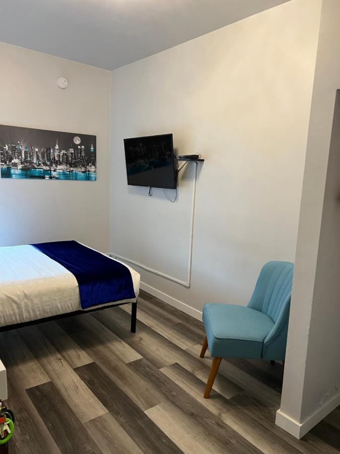 Commercial Hotel Edmonton Luaran gambar