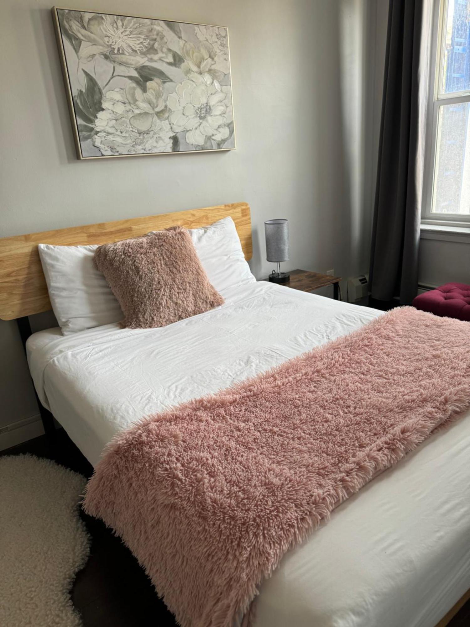 Commercial Hotel Edmonton Luaran gambar