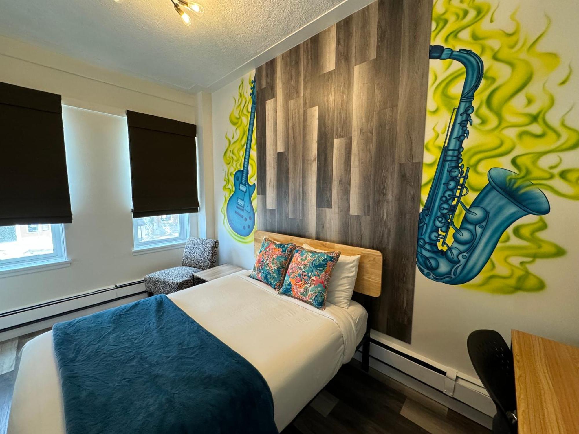 Commercial Hotel Edmonton Luaran gambar